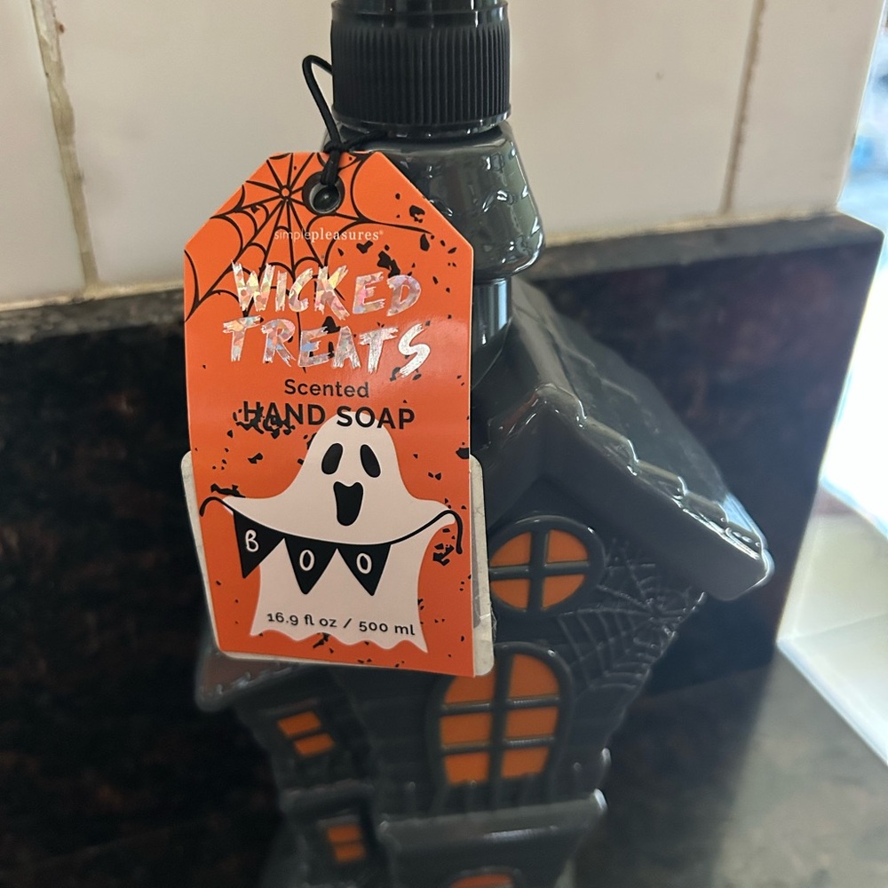 Halloween Haunted House Hand Soap